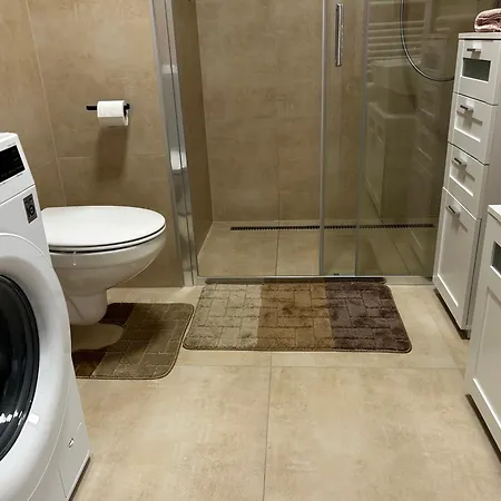 Halalovka Apartment *